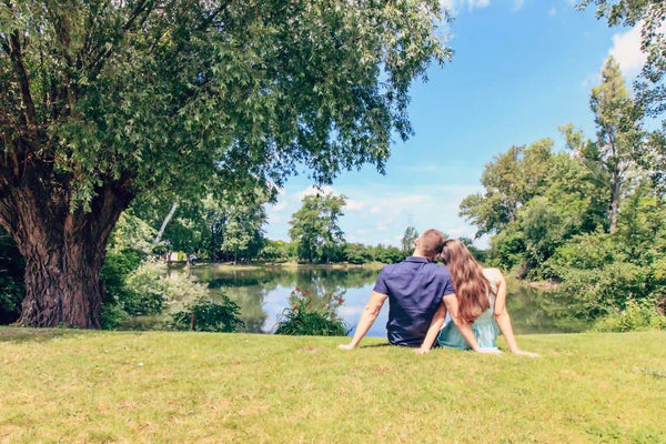 Date Night Ideas Before the Baby Comes That Aren't Just Dinner
